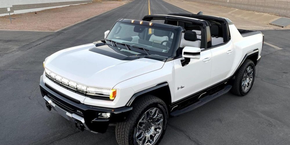 2024 GMC Hummer EV Pickup Rental: Explore Scottsdale, Arizona in Style